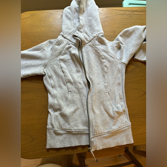 Lululemon Scuba | Full Zip Hoodie | Zip-Up Sweatshirt | Women’s Sweatshirt - Picture 3 of 7